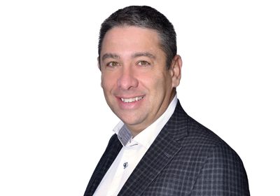 Photo of Peter Savoni